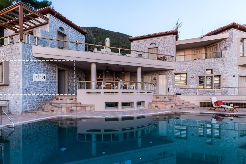 Elia Junior Suite In Epidavros With Shared Pool Nea Epidavros Ngoại thất bức ảnh